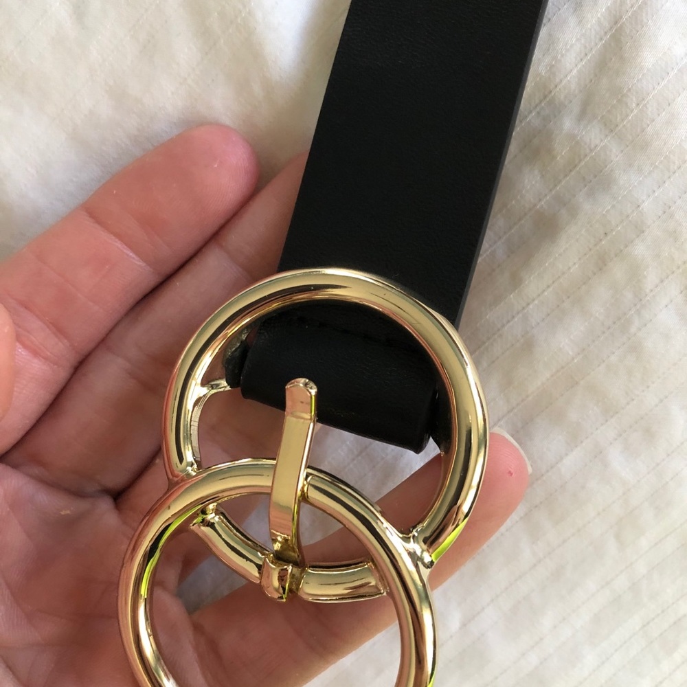 A New Day double circle belt